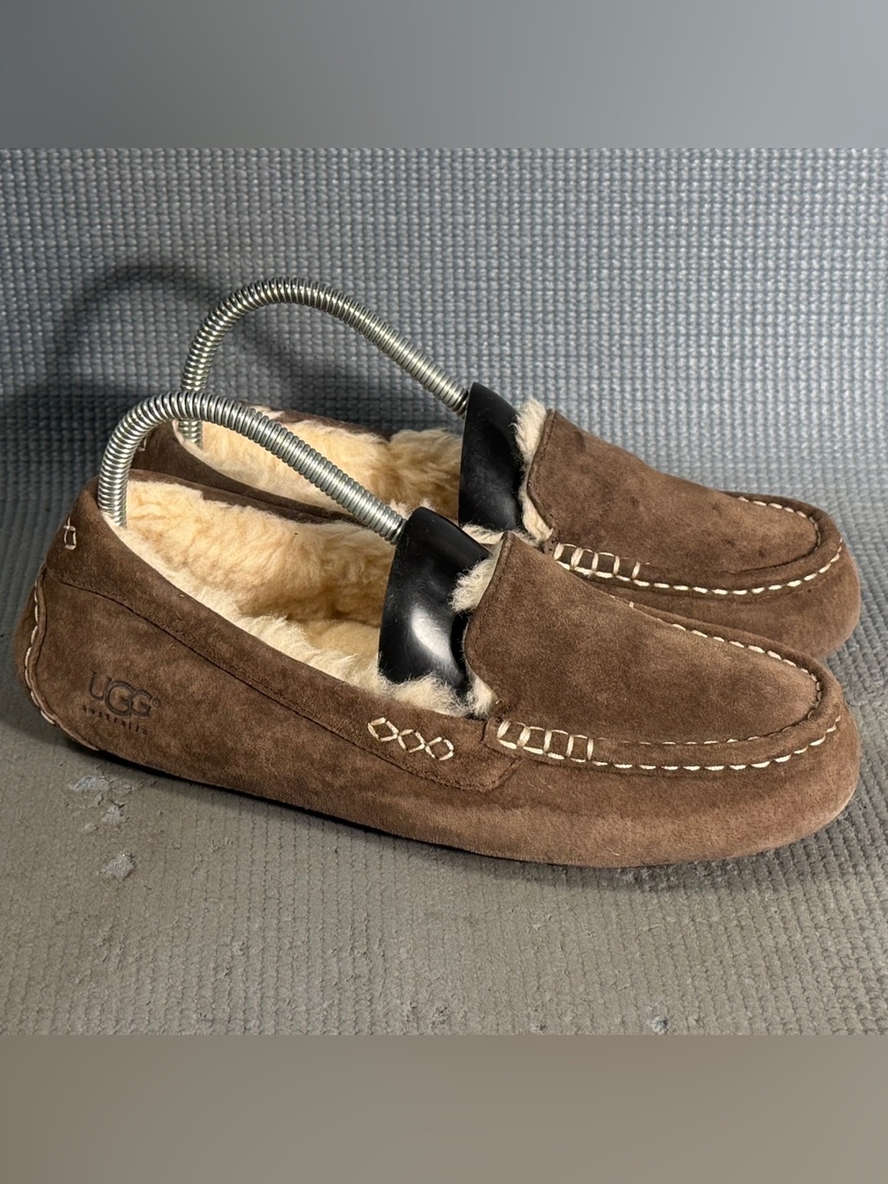 UGG Women's Ansley Moccasin Slippers Brown Size 8